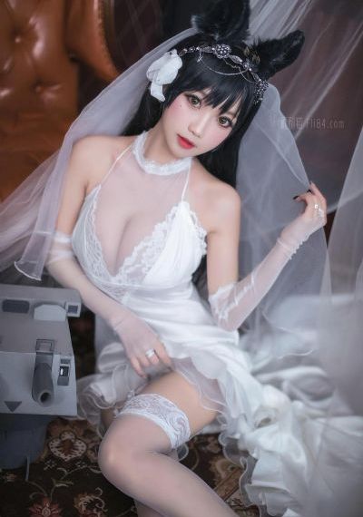 女子高中生的腰姿