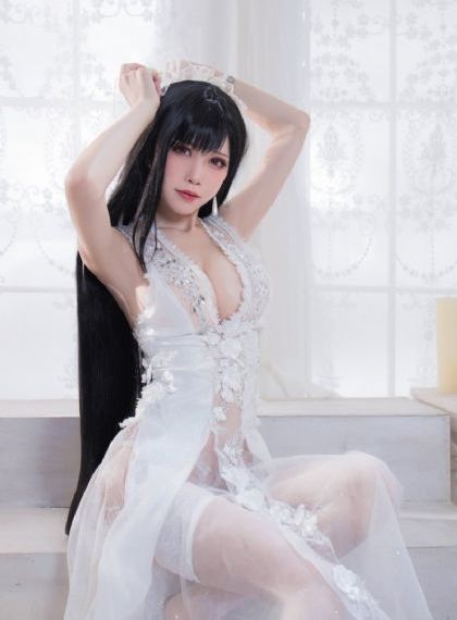 天天摸天天爽日韩欧美大片