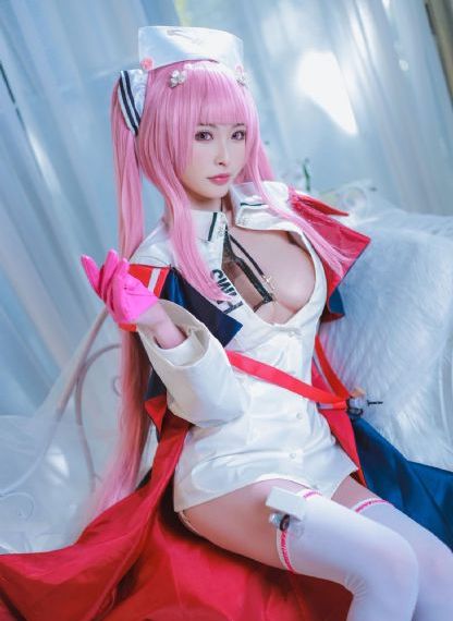 乌克兰女兵伦理