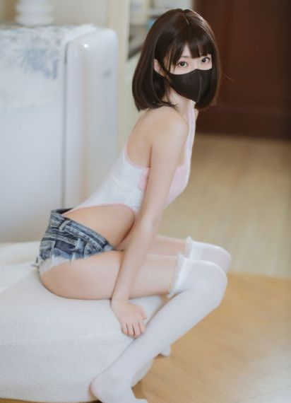 电车摩女