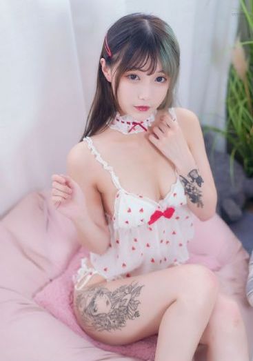 新梅金瓶