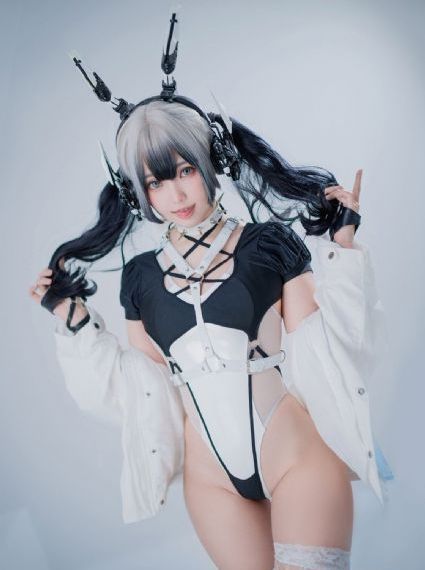 凸稳藏偷窥女厕小便